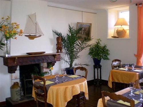 Hotel Le Relais De Launay Ploubazlanec